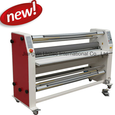 Machine de découpe automatique de papier d'angle-droit-rond pour coupes précises Dimensions hors tout 2900*2890*1710mm
